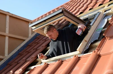 Pose de fenêtres de toit Velux à Beaurecueil